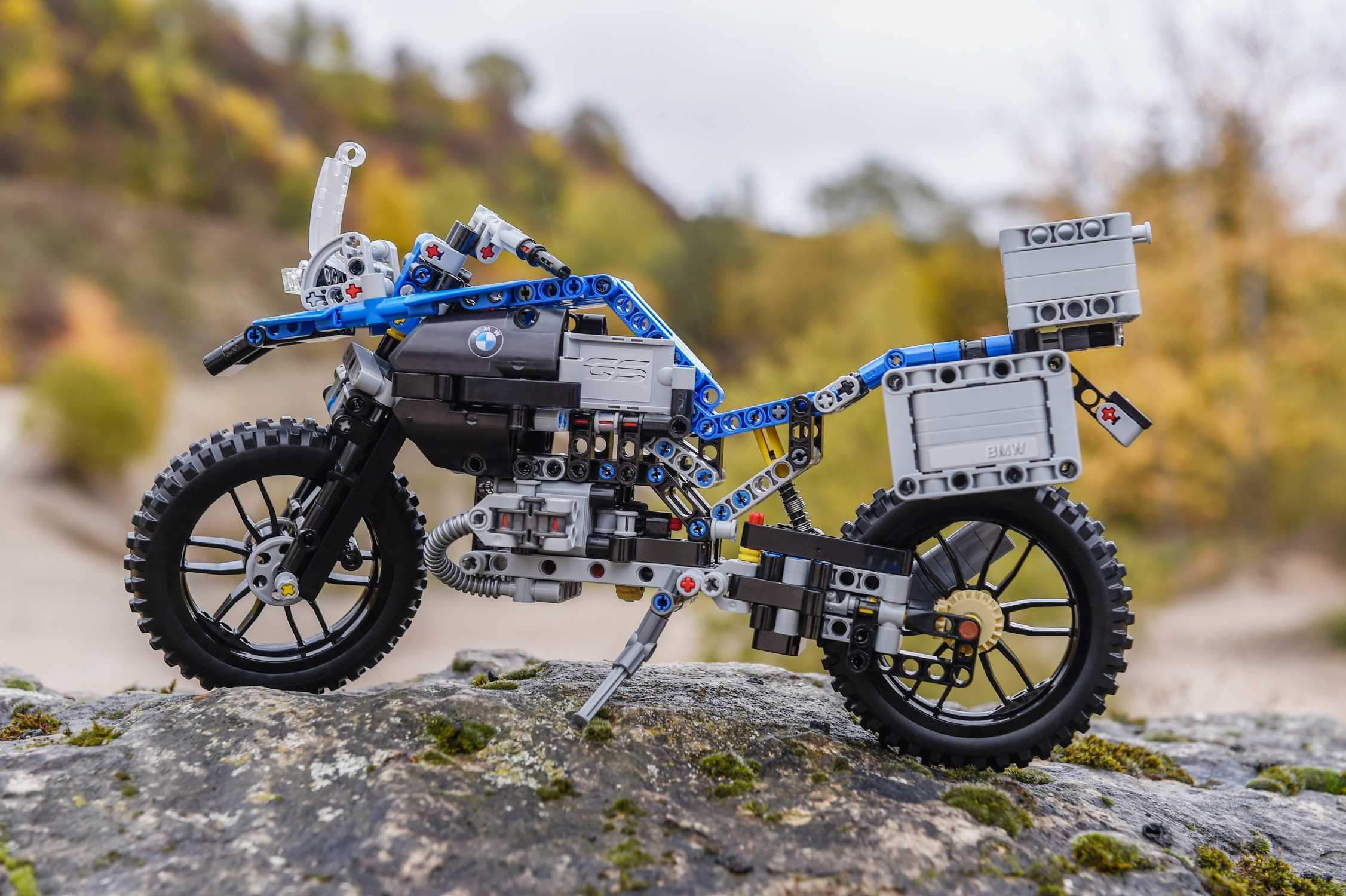 LEGO BMW R 1200 GS Adventure 42063 Review