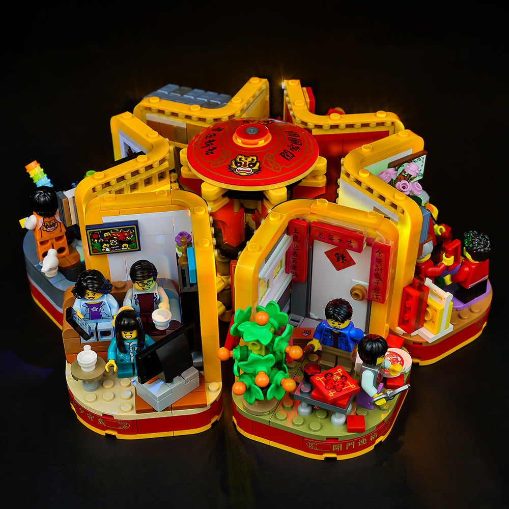 LEGO® Lunar New Year Traditions 80108 with Game of Bricks Lights switched off, matching the main product photograph.