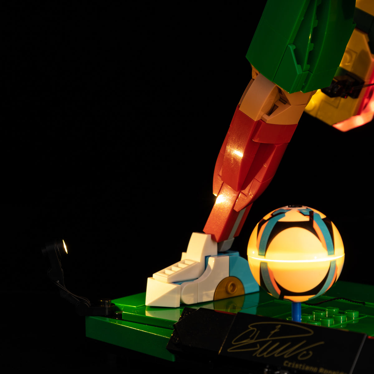 LEGO® Cristiano Ronaldo – Soccer Legend 43016 Light Kit