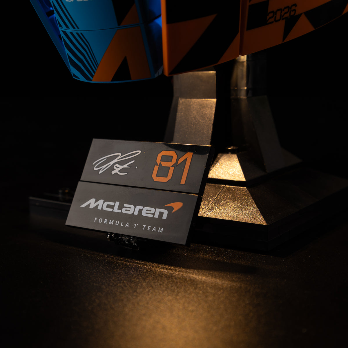 LEGO® McLaren Mastercard F1® Team Oscar Piastri Helmet 43017 Light Kit
