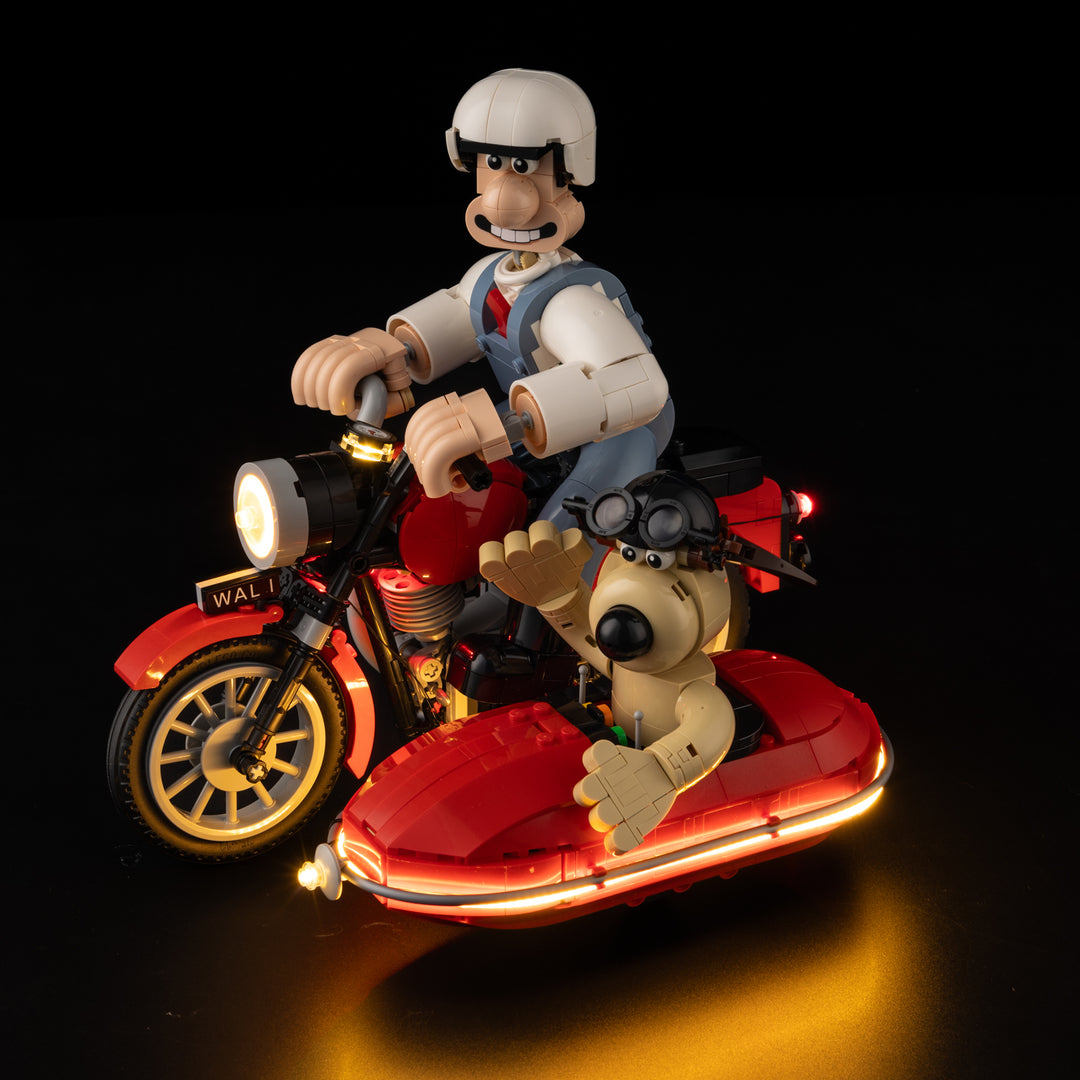 Lit Wallace riding the motorbike with the Light Kit for LEGO® Wallace & Gromit 21371