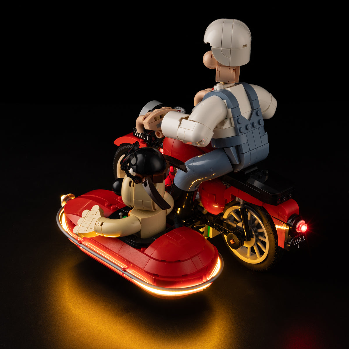 Lighting on the red bodywork and engine of the Light Kit for LEGO® Wallace & Gromit 21371