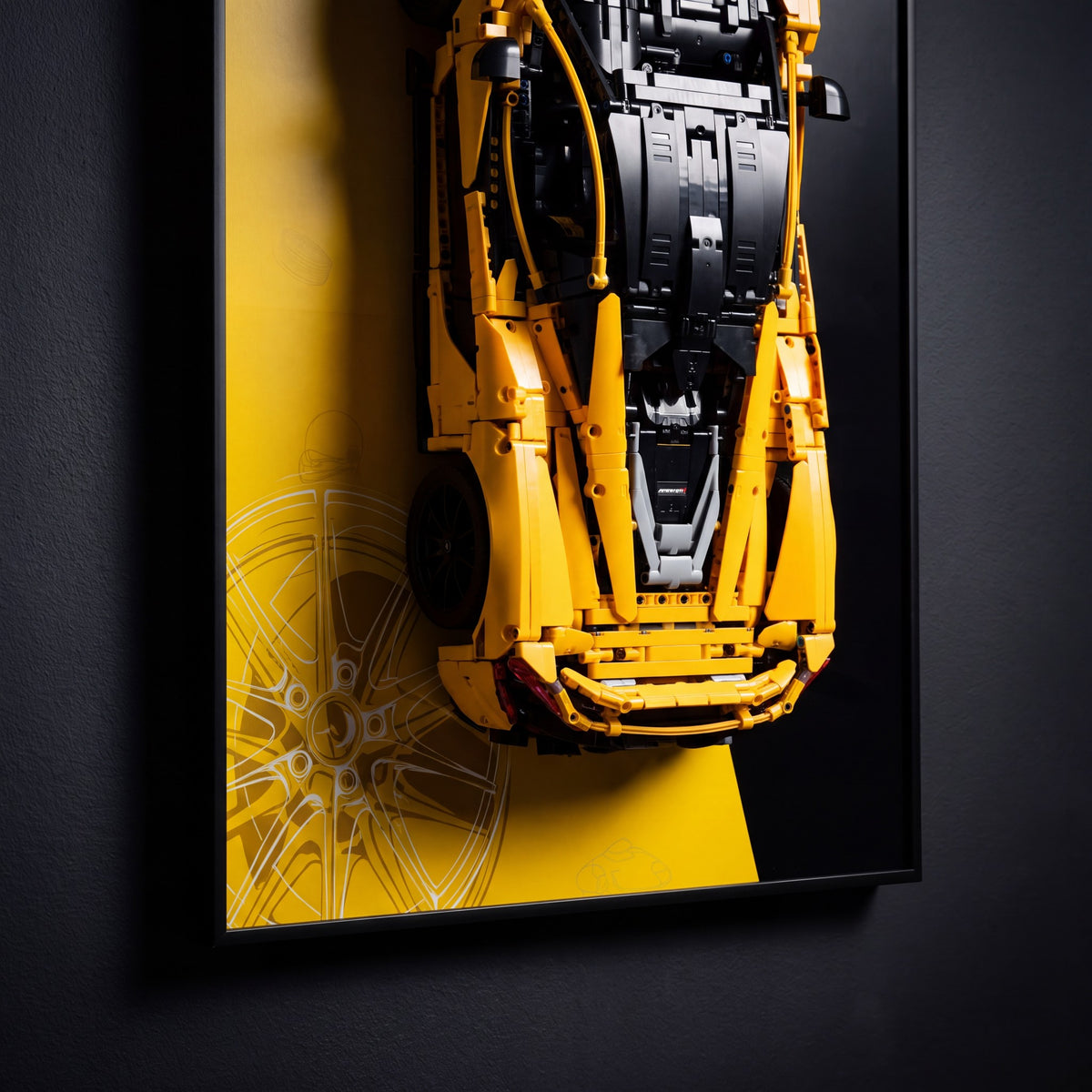 McLaren P1 42172 wall-mount detail